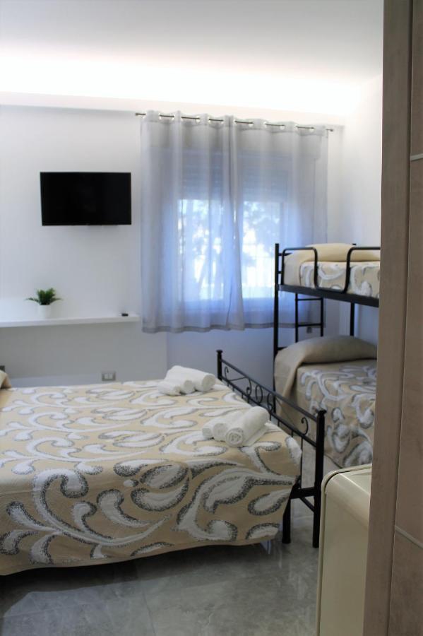Sea Garden Rooms แตร์โมลิ ภายนอก รูปภาพ