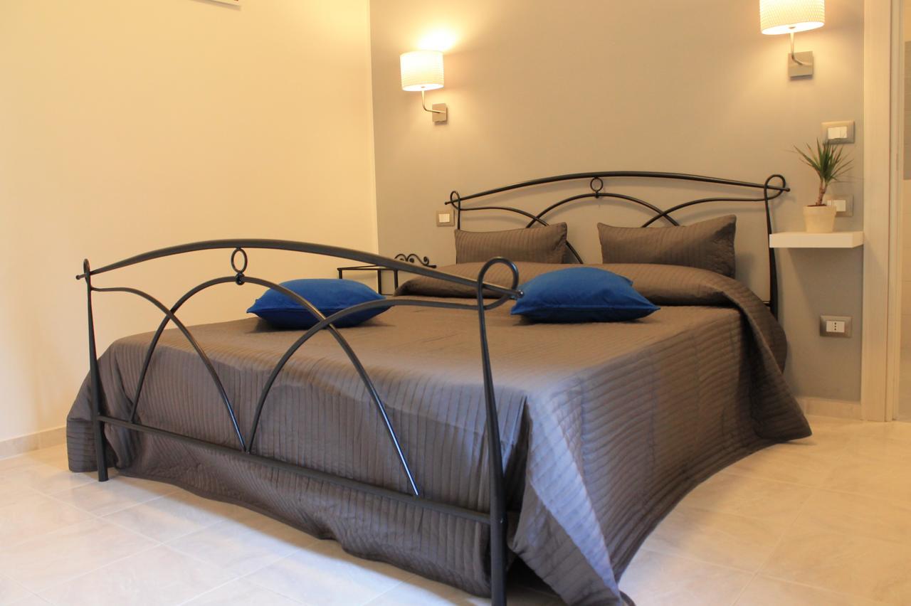 Sea Garden Rooms แตร์โมลิ ภายนอก รูปภาพ